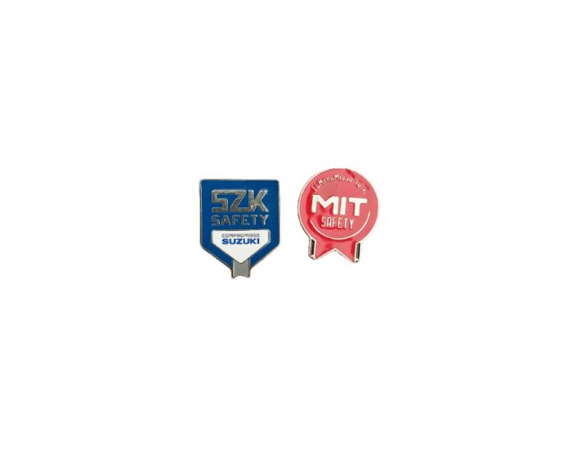 Pin Metal
