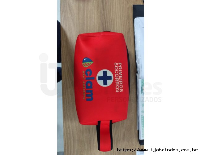 Necessaire