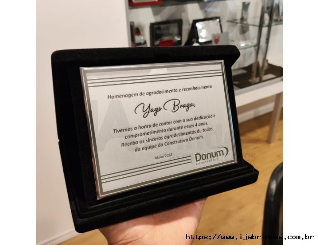 Placa de Homenagem