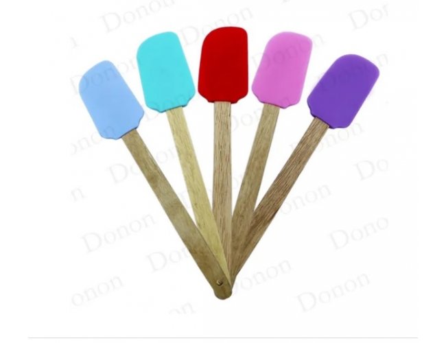 Kit 4 Esptulas Silicone e Cabo de Madeira