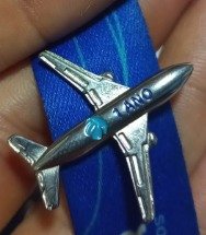PIN EM METAL