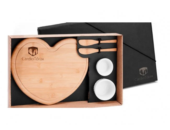 Kit Para Petisco Com Tbua Em Formato Corao 5 Ps