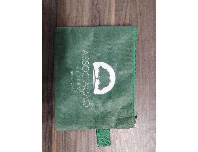 NECESSAIRE EM LONA PET